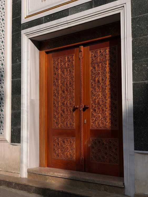 front door installation kuna idaho